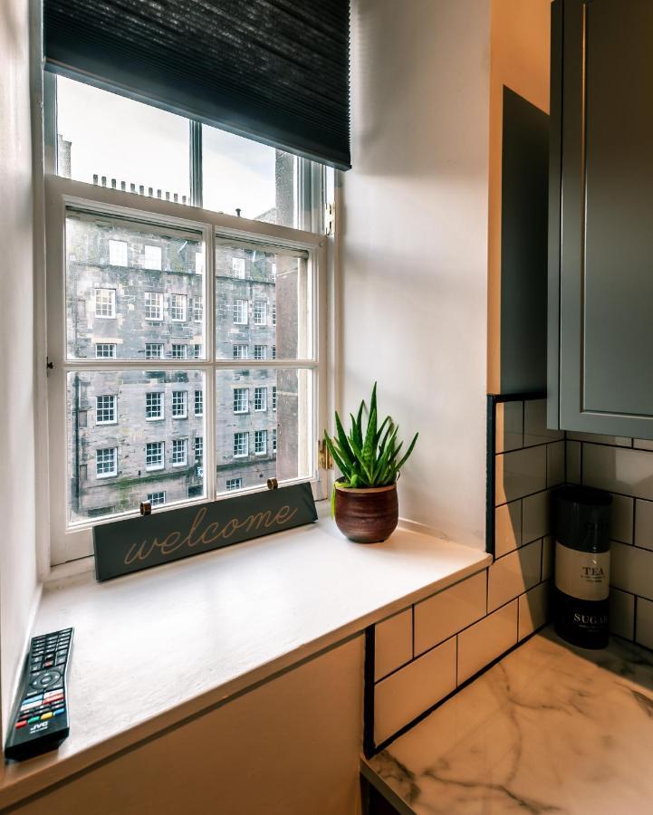 Writer'S Apartment Единбург Екстер'єр фото